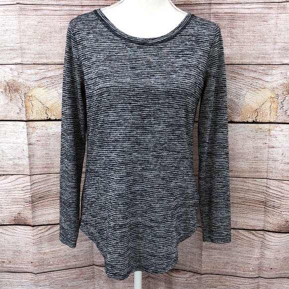 ATHLETA  Blue and Grey Beyond Soft Cutout Breezy Long Sleeve Tee Size S - Picture 1 of 10
